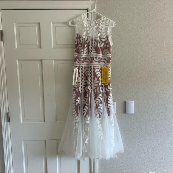 Bronx and Banco Dresses & Skirts - Bronx and Banco White Saba Blanc Midi Size US 6/M NWT